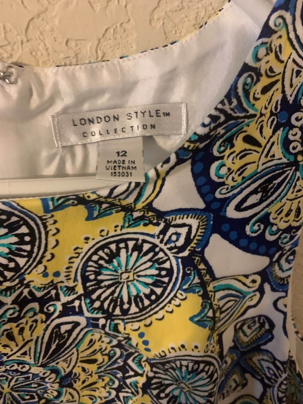 London Style Yellow, Navy & Teal Medallion Shift Dress - Picture 2 of 8